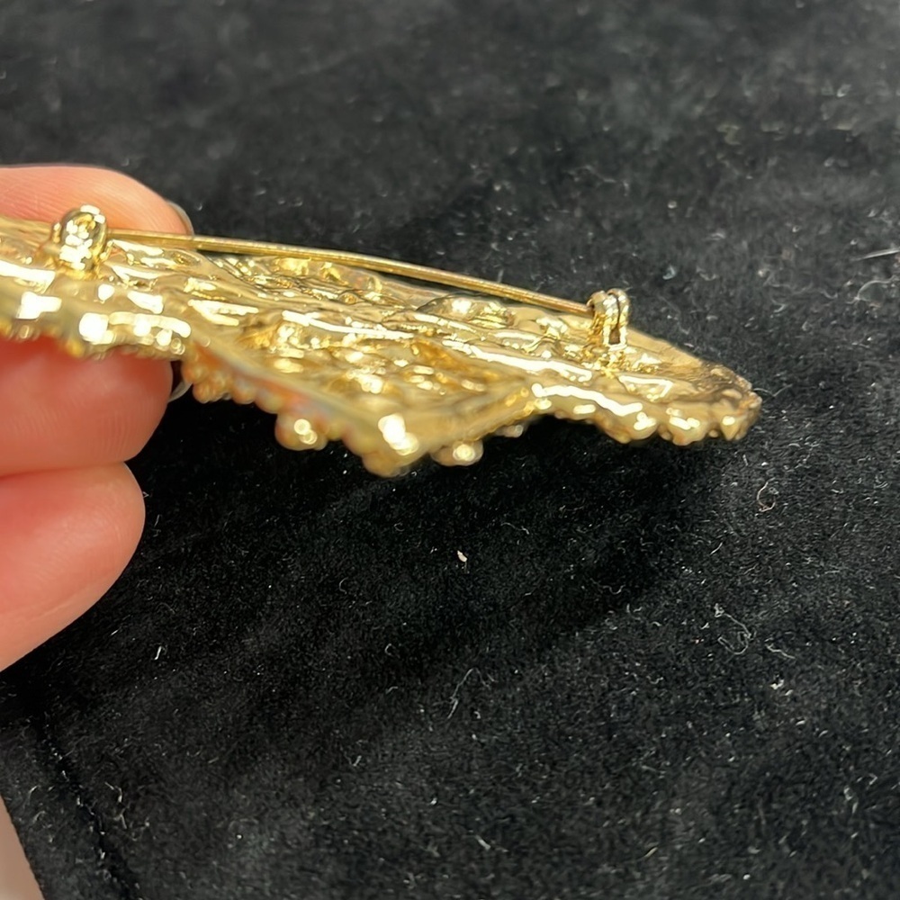 Vintage Filigree Goldtone Brooch Pin - Picture 5 of 5